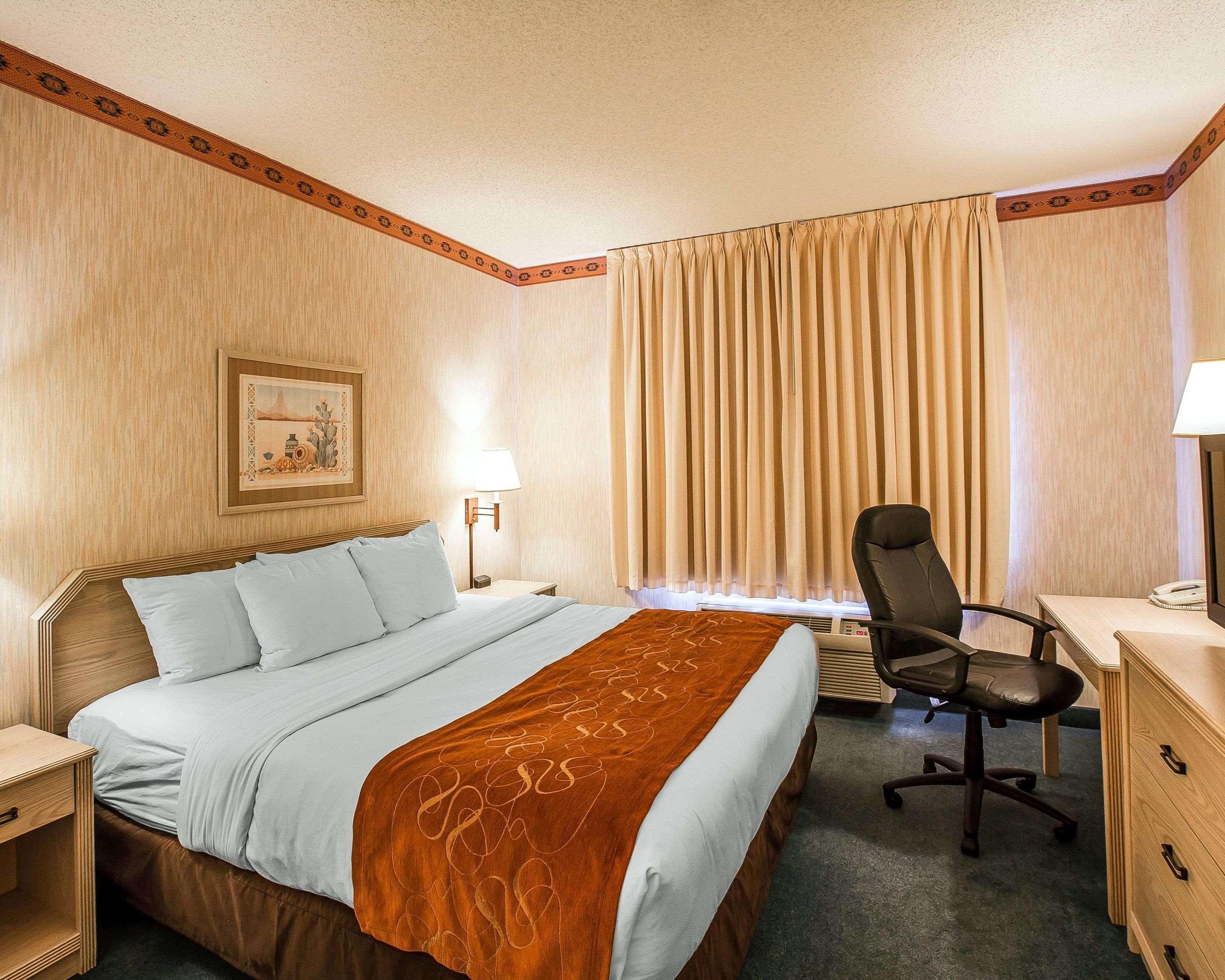 Comfort Suites Peoria Sports Complex Экстерьер фото