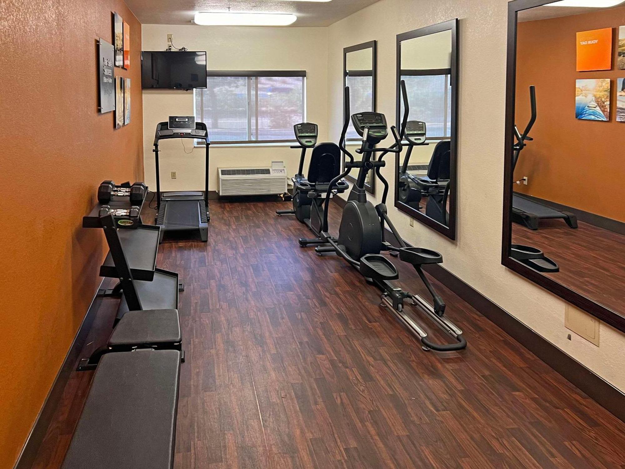 Comfort Suites Peoria Sports Complex Экстерьер фото