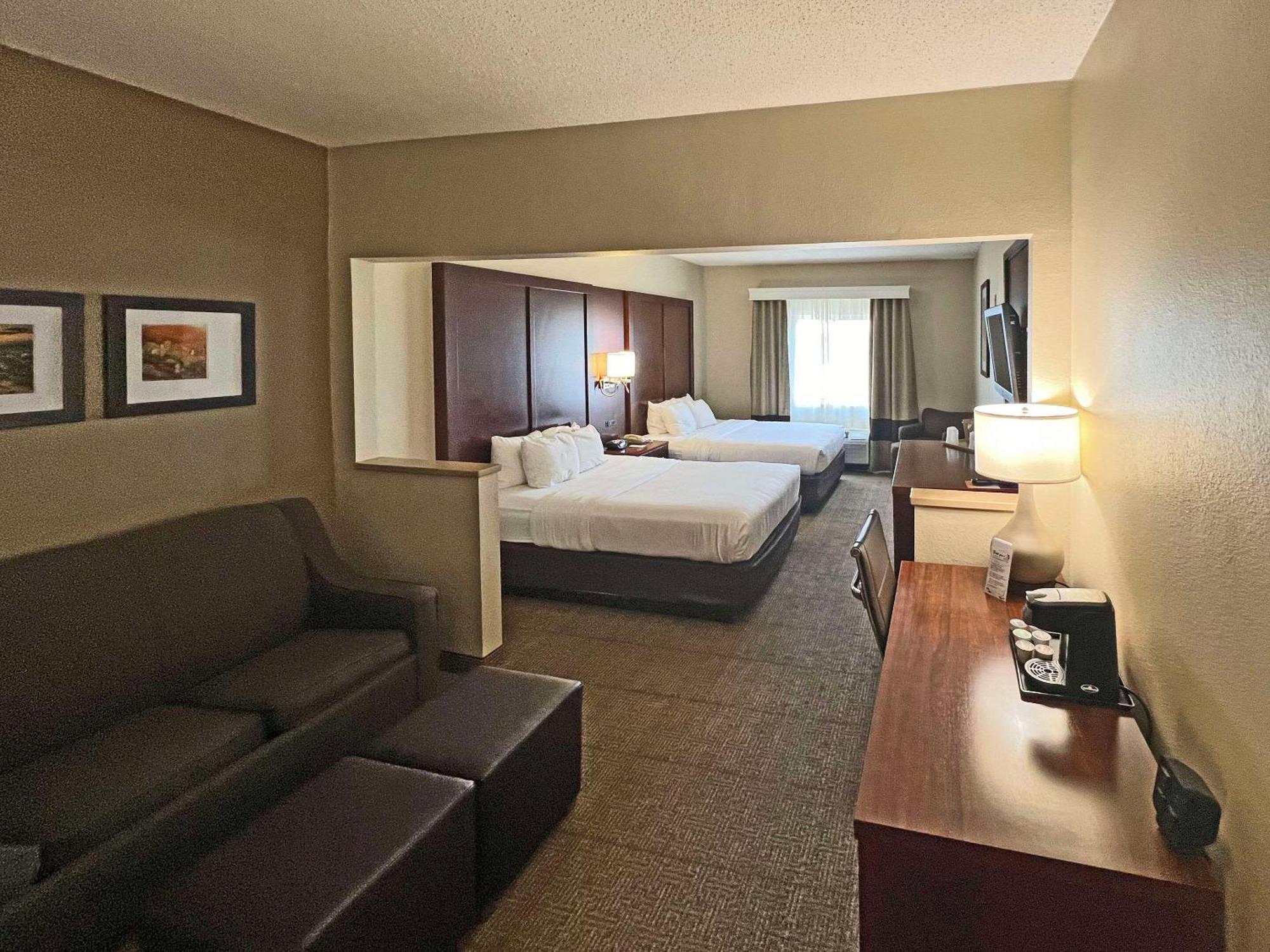 Comfort Suites Peoria Sports Complex Экстерьер фото