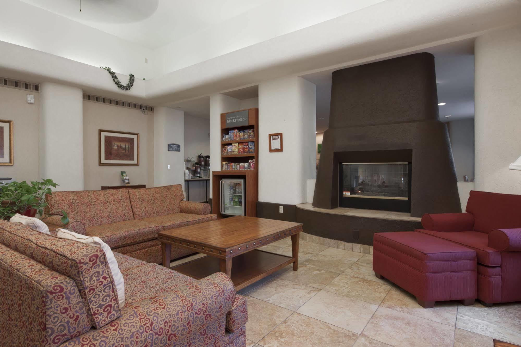 Comfort Suites Peoria Sports Complex Экстерьер фото