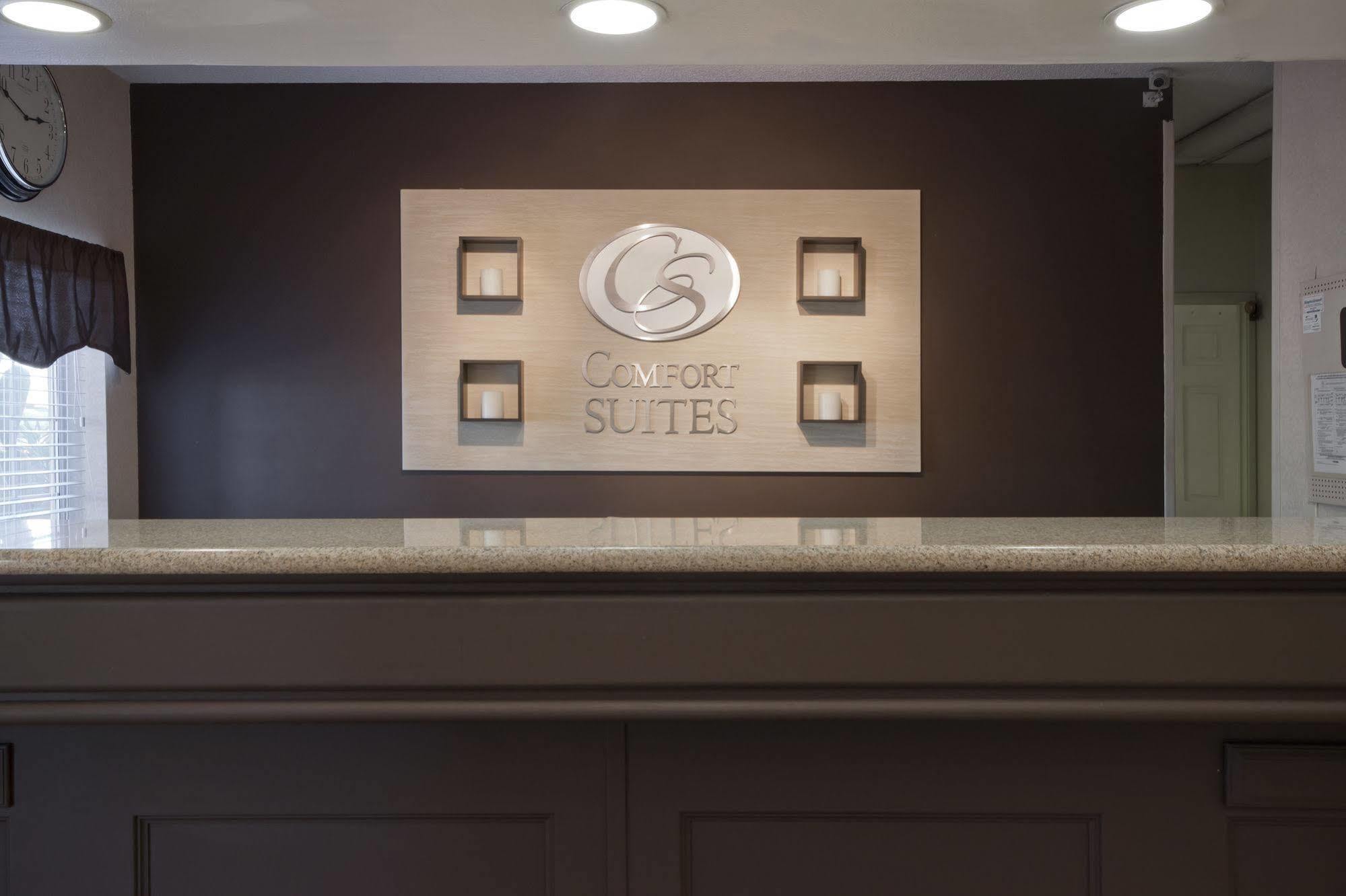 Comfort Suites Peoria Sports Complex Экстерьер фото