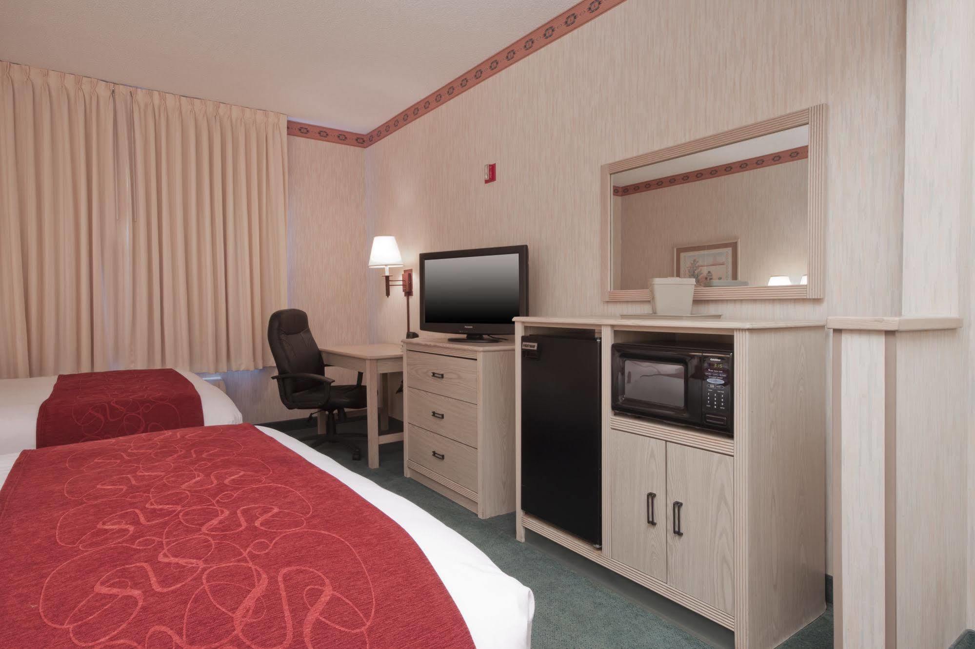 Comfort Suites Peoria Sports Complex Экстерьер фото